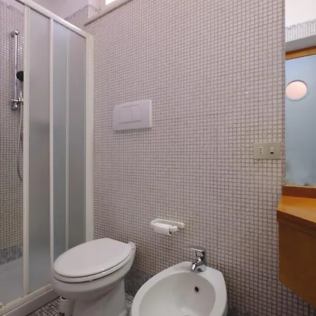 Vakantiehuis 610 - Pentalocale Al Piano Terra Al Taunus Con Ampio Giardino, A 300 Mt Dal Mare -spiaggia Inclusa *
